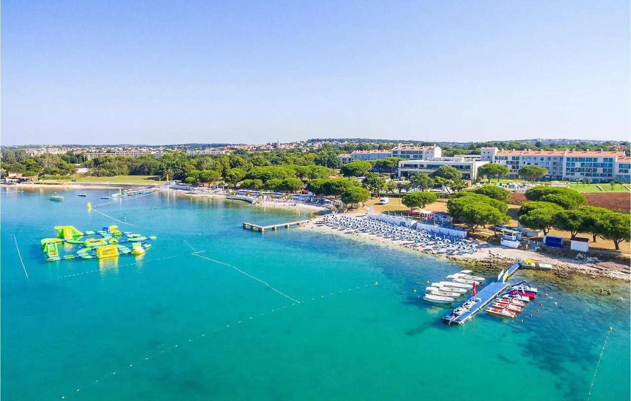 2 Bedroom Gorgeous Apartment In Medulin Croatia